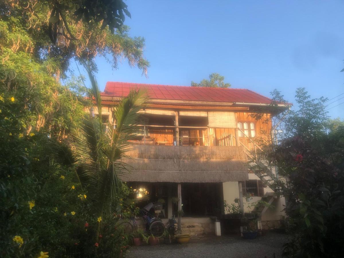 Retro Kampot Guesthouse Экстерьер фото