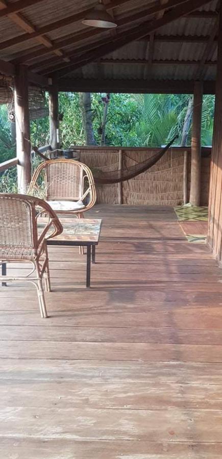 Retro Kampot Guesthouse Экстерьер фото