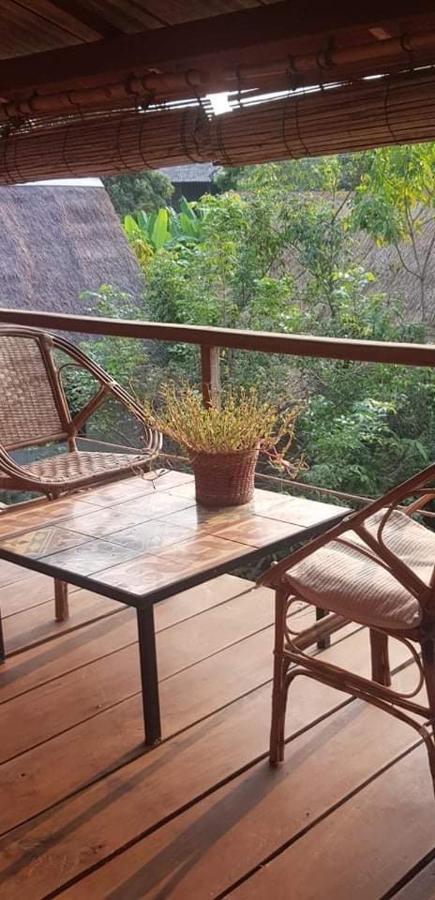 Retro Kampot Guesthouse Экстерьер фото