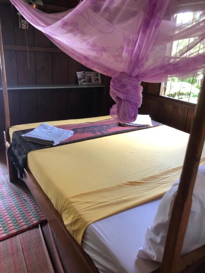 Retro Kampot Guesthouse Экстерьер фото