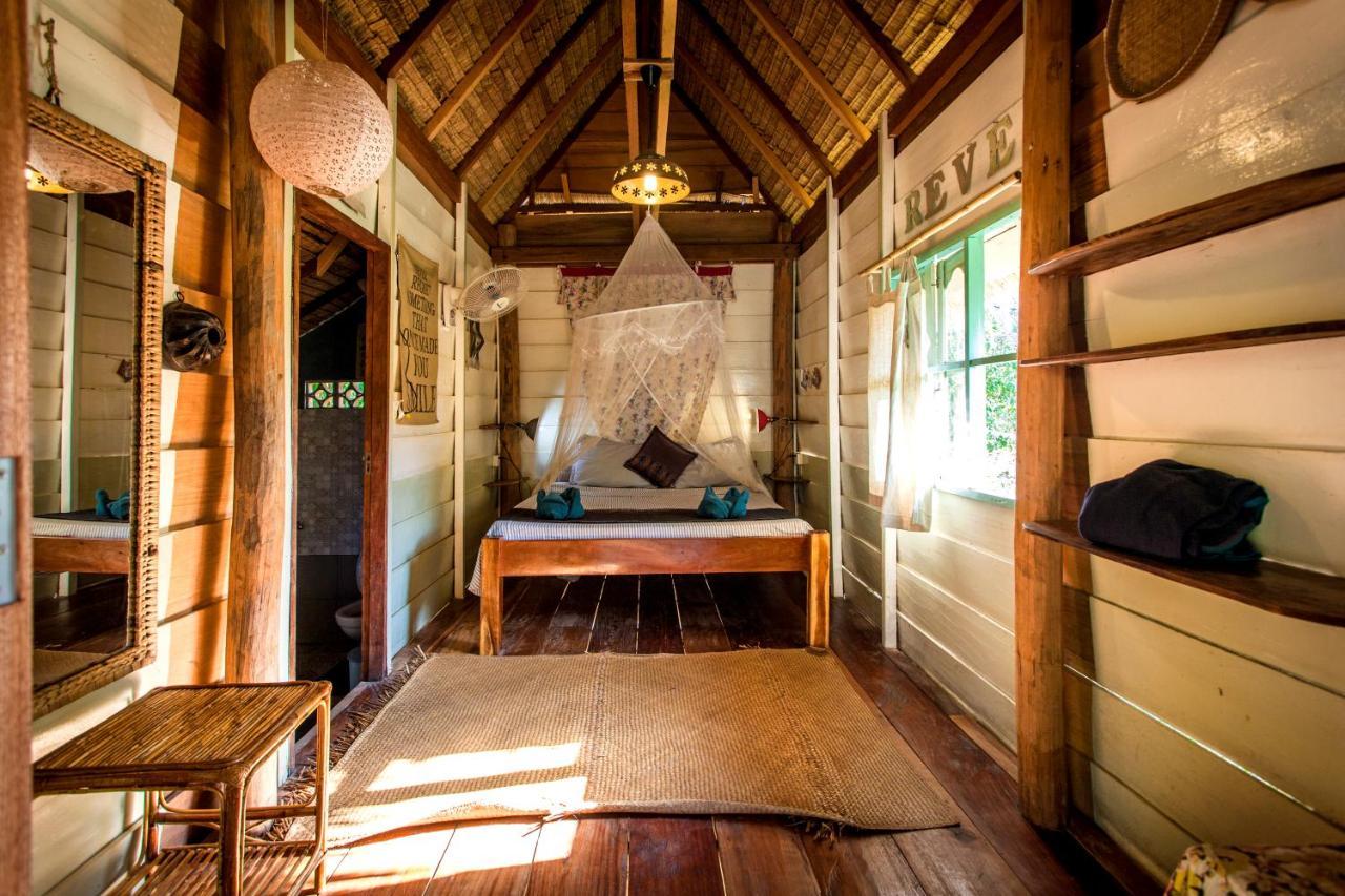 Retro Kampot Guesthouse Экстерьер фото