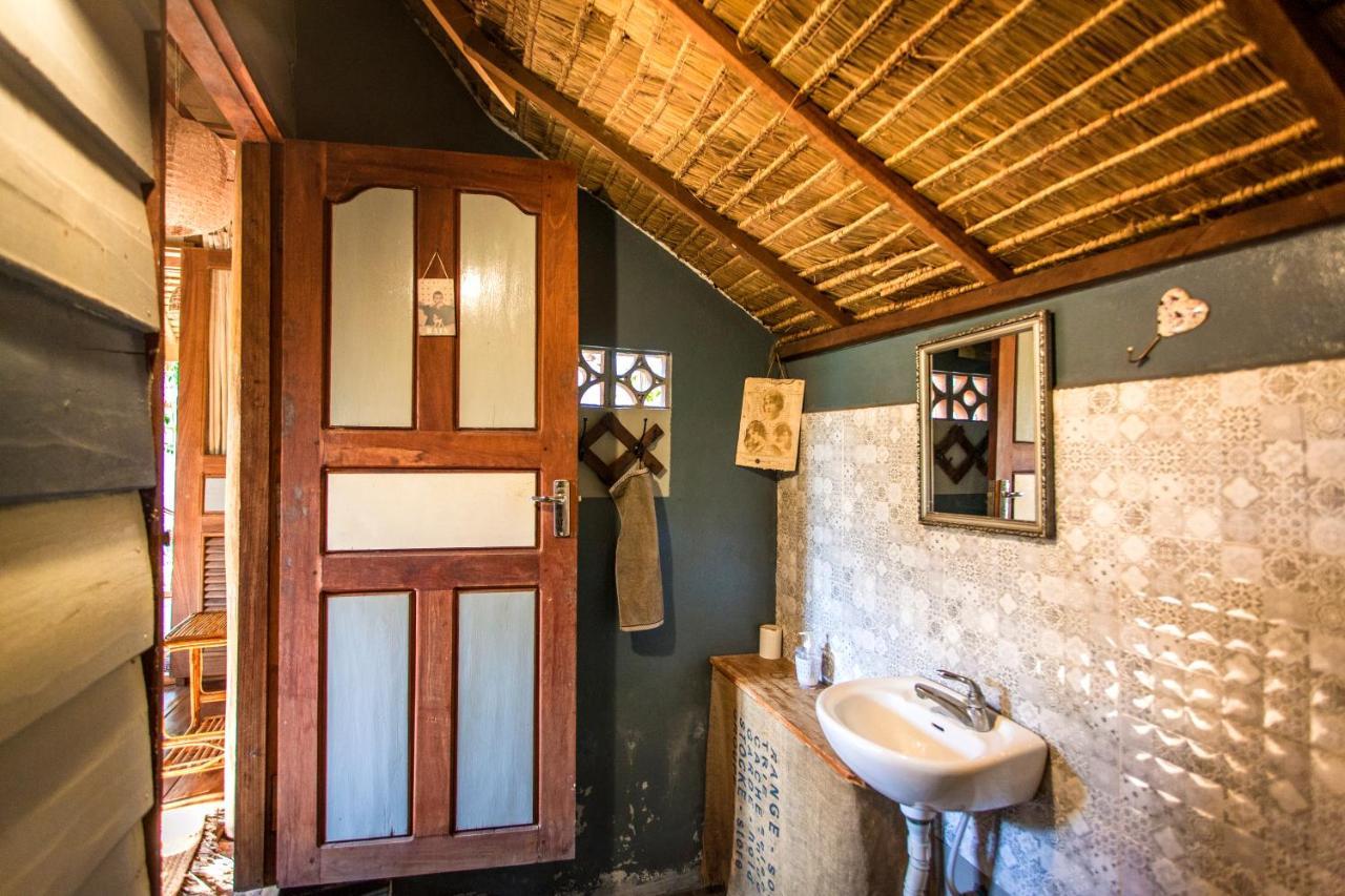 Retro Kampot Guesthouse Экстерьер фото